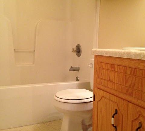 3rd image of 292 Executive Ave APT B