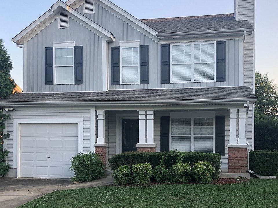 1712 Stone Hollow