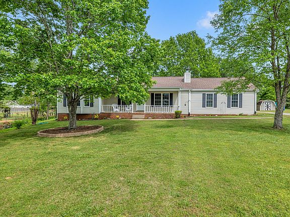 2nd image of 221 McNiel Dr