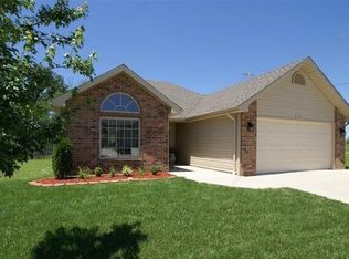 4115 Arctic Fox Dr, Columbia, MO 65202