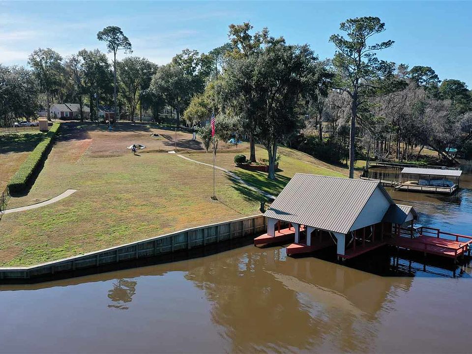 1st image of 1835 Collins Landing Rd