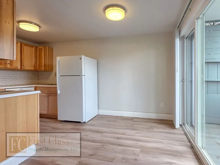 12345 SW Hall Blvd #30 — Photo 6