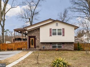 8088 Armiger Dr, Pasadena, MD