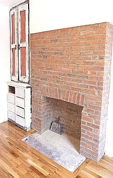 4th image of 184 Meserole St #3