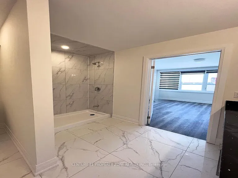 183 Victoria St N #5 — Photo 8