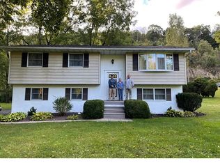 963 Puzzletown Rd, Duncansville, PA 16635