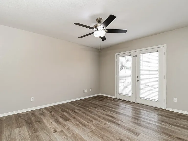 5419 E Delta Ave — Photo 9