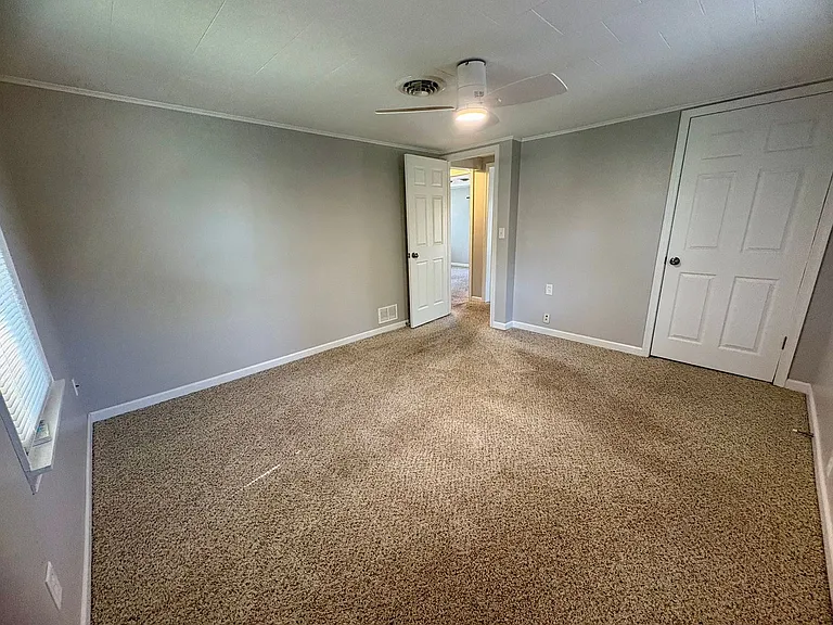 6550 Somerset St — Photo 28