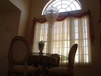 5th image of 265 Shadow Glen Ct
