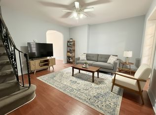 2602 S 61st St, Philadelphia, PA 19142