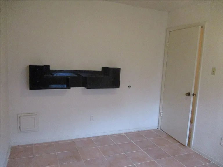 10806 Lynbrook Dr #B — Photo 49