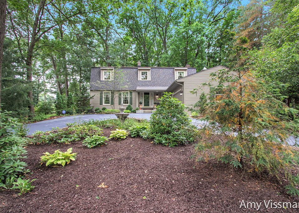 1st image of 6590 Woodbrook Dr SE