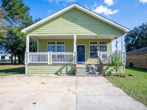 1423 E Palm, Winnie, TX 77665