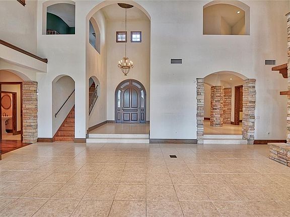 5th image of 8080 S Seacrest Dr