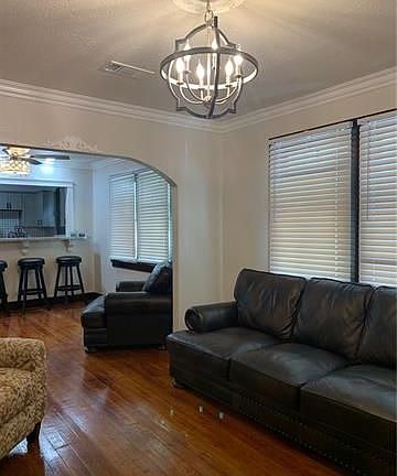 4th image of 1211 Farragut St