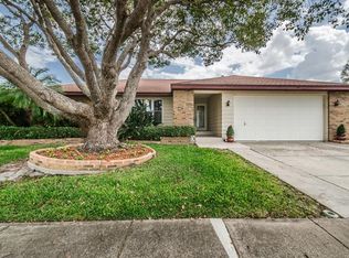 11665 Tradewinds Blvd, Largo, FL 33773