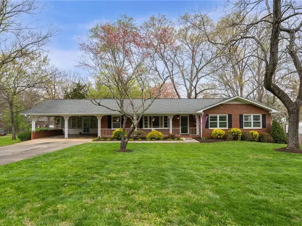 4335 Mashie Dr, Pfafftown, NC 27040