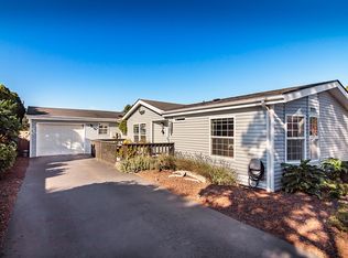 2121 NW Lee Ave, Lincoln City, OR 97367