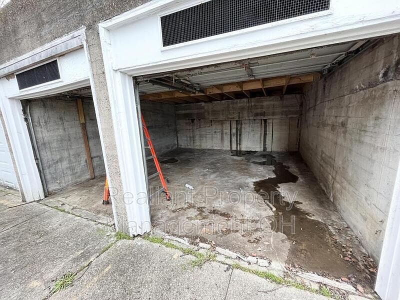 2nd image of 939 Suire Ave