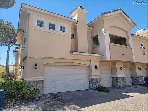 3555 Meridale Dr Photo 1