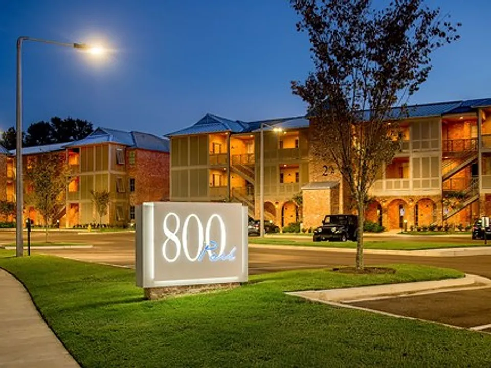 800 College Hill Rd #2302