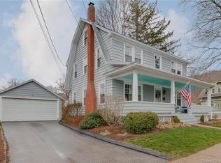 8 Julian St, Norwich, CT 06360