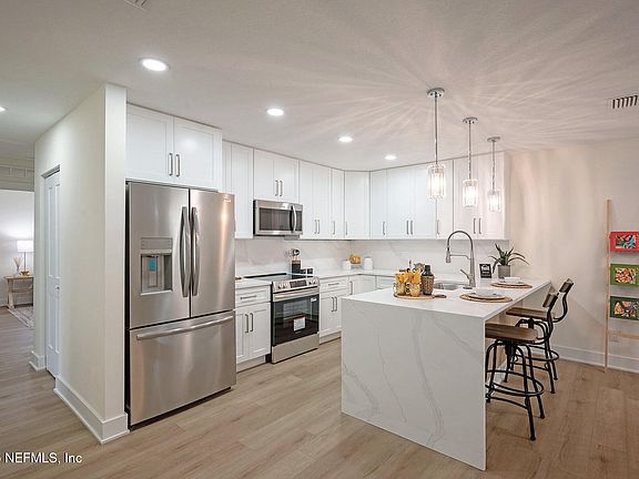 5th image of 3775 SAN VISCAYA Drive
