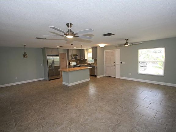 3rd image of 4507 Saxon Dr