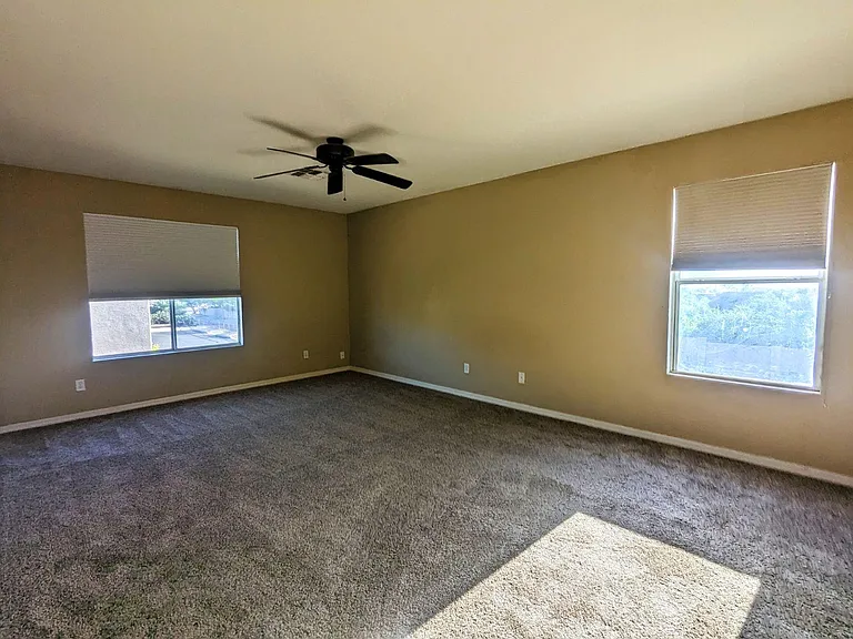 1085 W Sea Urchin St — Photo 10