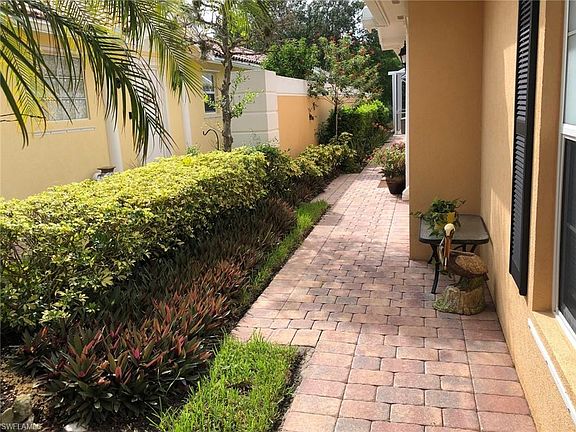 4th image of 15406 Queen Angel Way