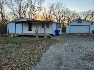 10611 U4 Rd, Hoyt, KS 66440
