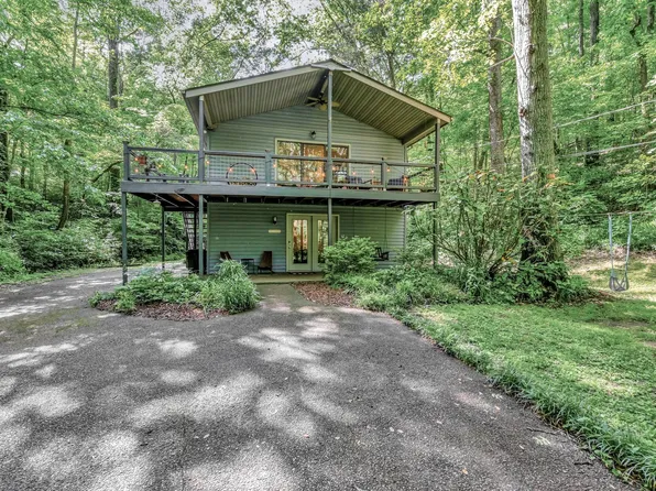 1028 Rustic Hills Dr, Ashland City, TN 37015