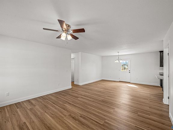 3rd image of 503 County Road 460