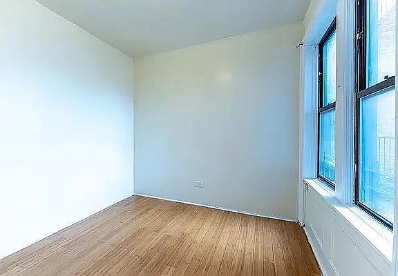3rd image of 510 W 150th St APT 4A