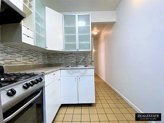 Rented by ZealEstate Group Inc | media 45