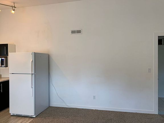 3rd image of 19895 Alderwood Cir #2