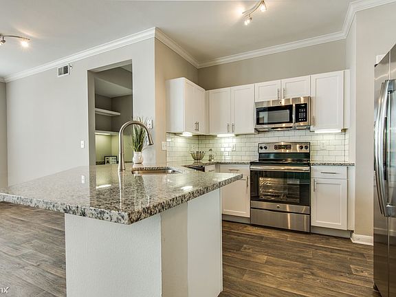 3604-cedar-springs-rd-dallas-tx-High-Res-3