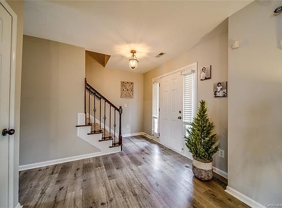 4th image of 4285 Timberwood Dr #48