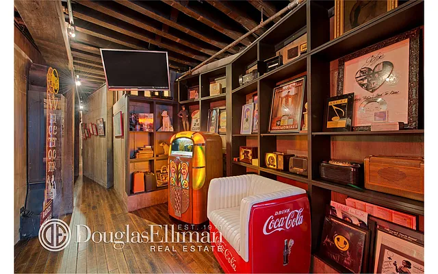 Sold by Douglas Elliman | media 4