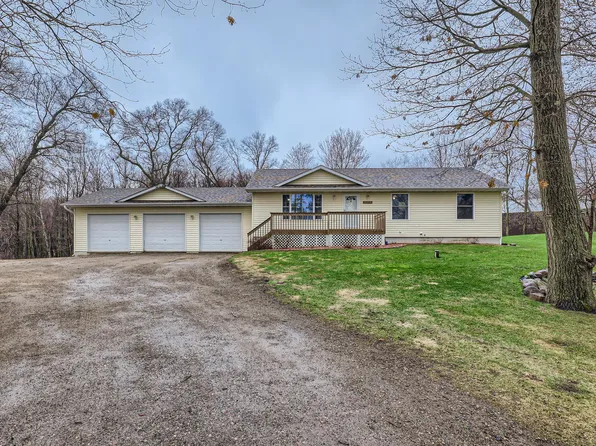 24848 Lever St NE, Isanti, MN 55040