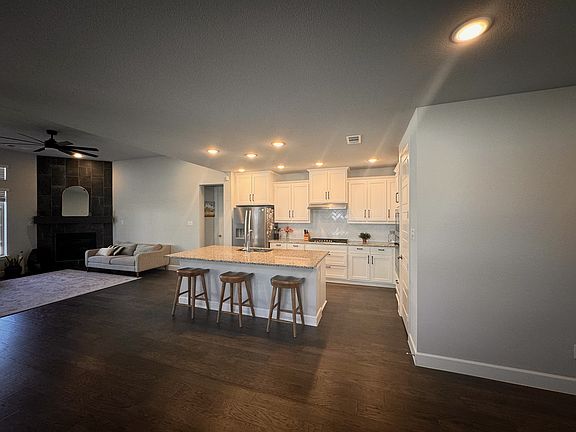 5th image of 2428 War Admiral St