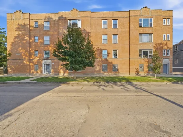 2121 N Saint Louis Ave #3S, Chicago, IL 60647