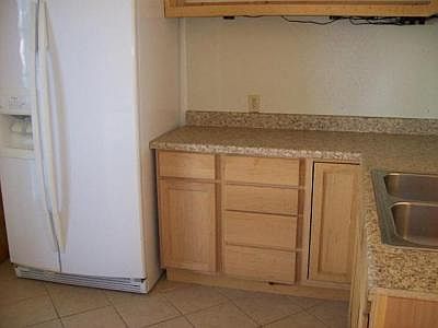 4th image of 2613 SW Evans Ave