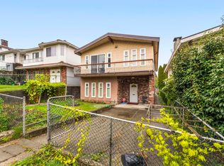 3361 William St, Vancouver, BC V5K 2Z4