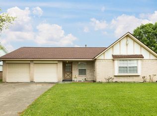 1209 Clover Dr, Angleton, TX 77515