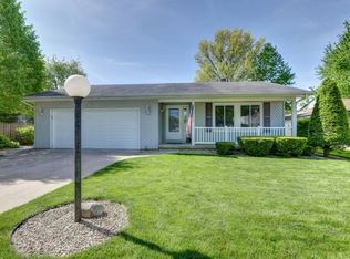 2809 Clayton Blvd, Champaign, IL 61822