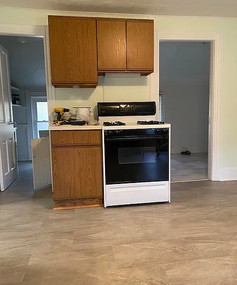 2446 W 10th St #UP — Photo 12