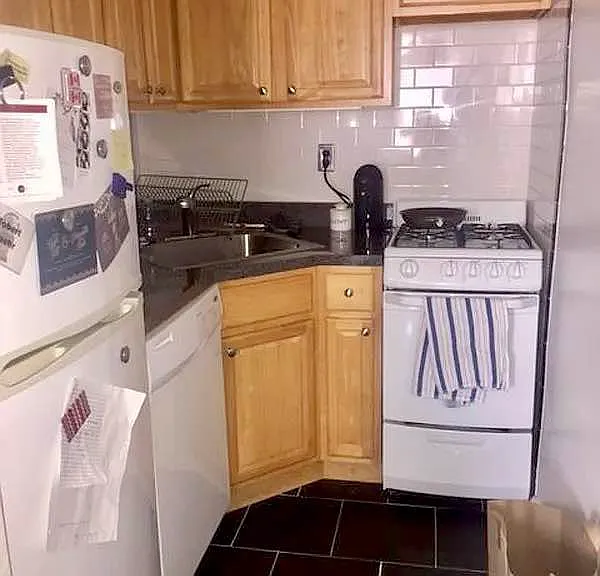 157 W 75th St #4B — Photo 4
