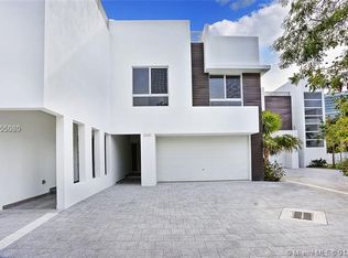 2620 Trapp Ave, Miami, FL 33133