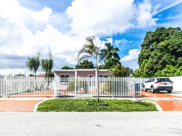 15600 NW 157th St, Miami Gardens, FL 33054